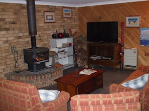 TV - Snowdream Motel (Berridale)