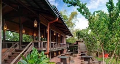 Paganakan Dii Tropical Retreat