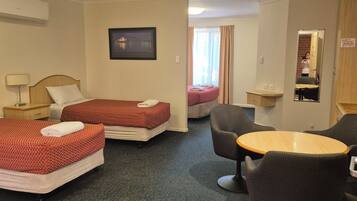 Chambre Deluxe, 1 chambre, non-fumeur, cuisine (Self Contained Suite)