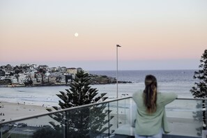 Terrace/patio - Wake Up! Bondi Beach - Hostel (Bondi Beach)