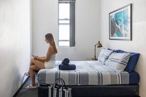 Bed sheets - Wake Up! Bondi Beach - Hostel (Bondi Beach)