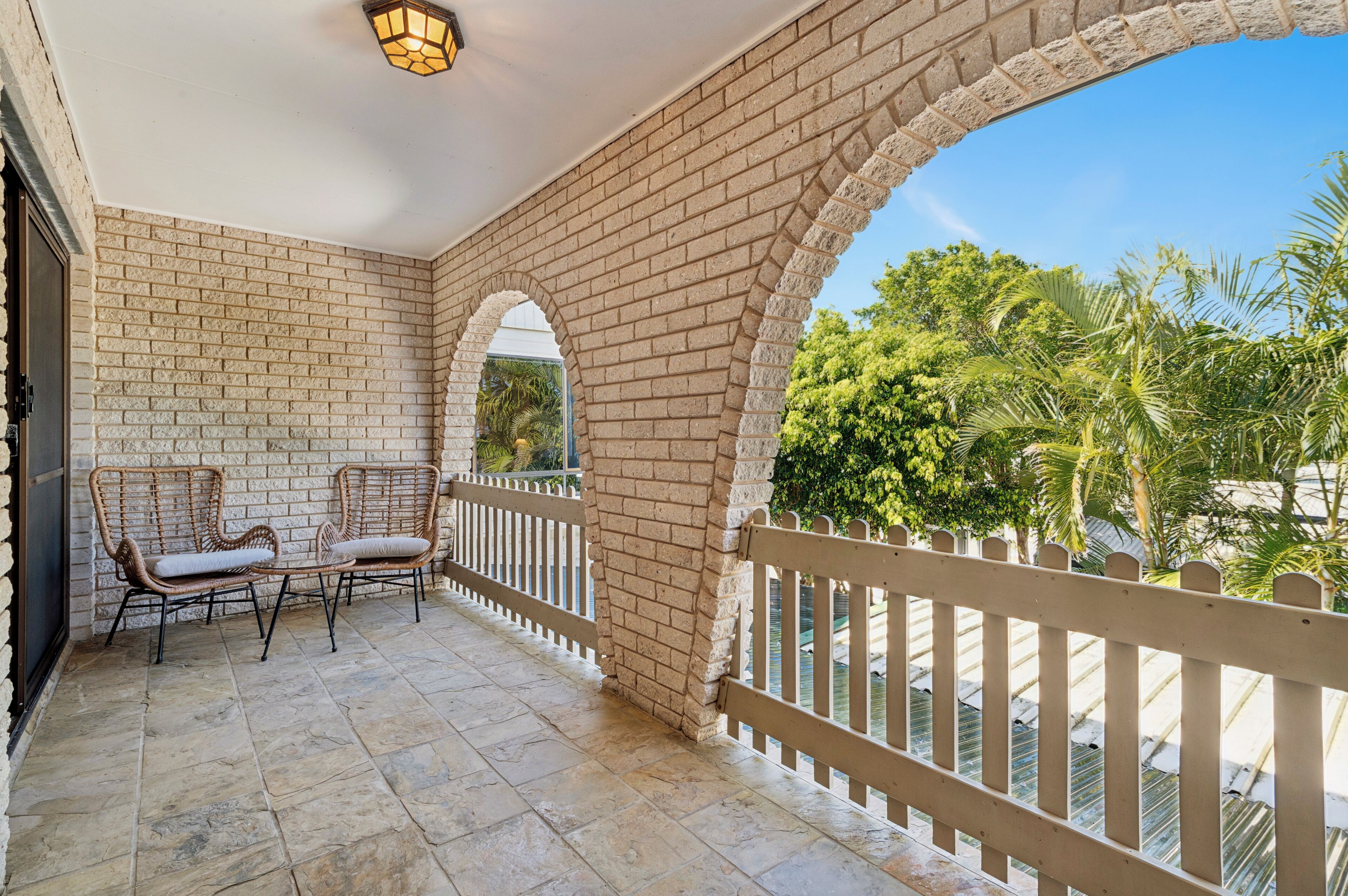 Comfort-Apartment, 3 Schlafzimmer, eingeschränkter Meerblick | Terrasse/Patio