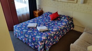 Standard Room, Non Smoking (Double / Queen Room) - Mayfield Motel (Mayfield West)