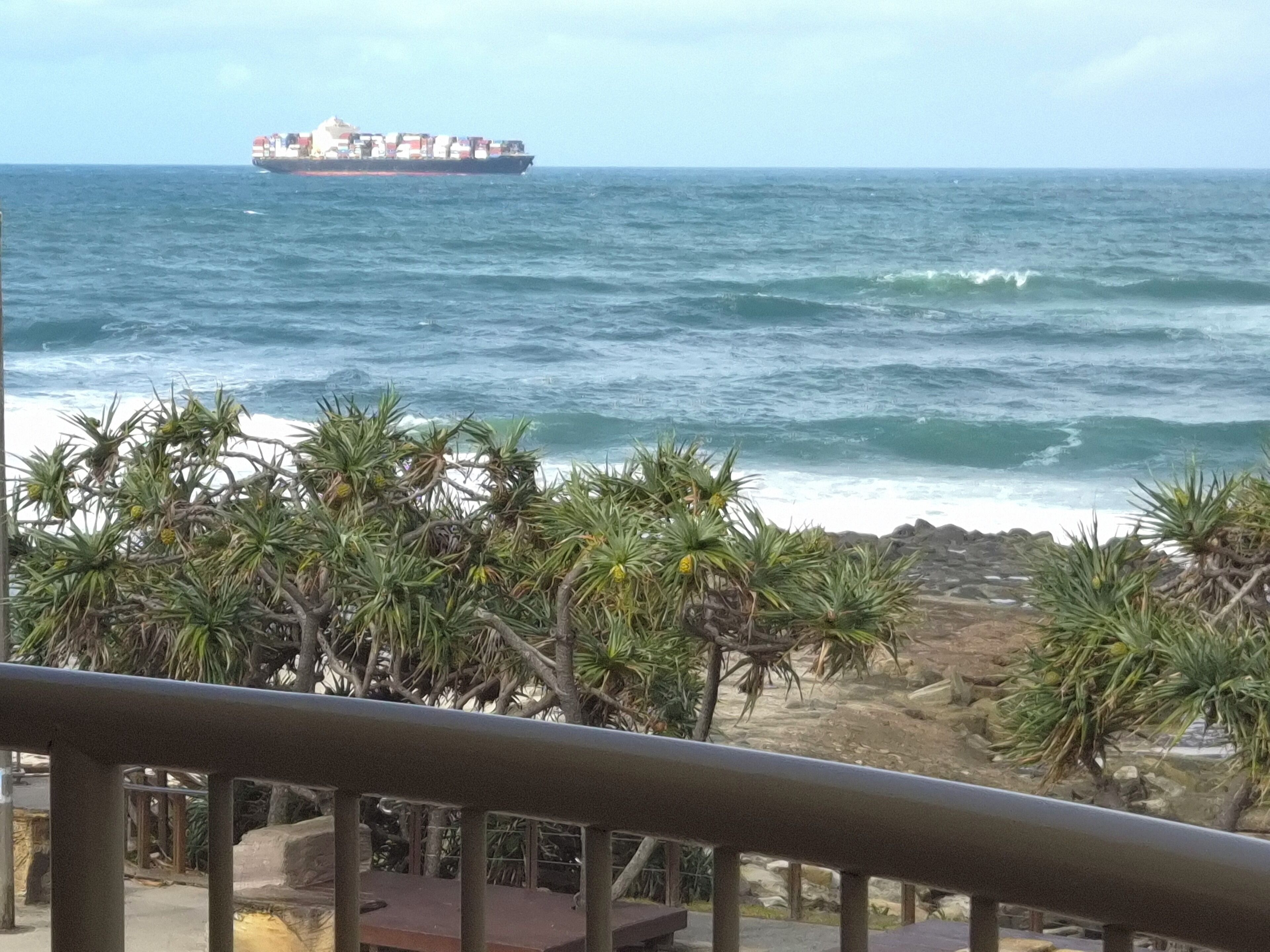 Pandanus Shores Kings Beach | Balcony