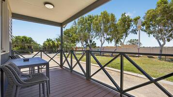 Cabane Supérieure | Terrasse/Patio