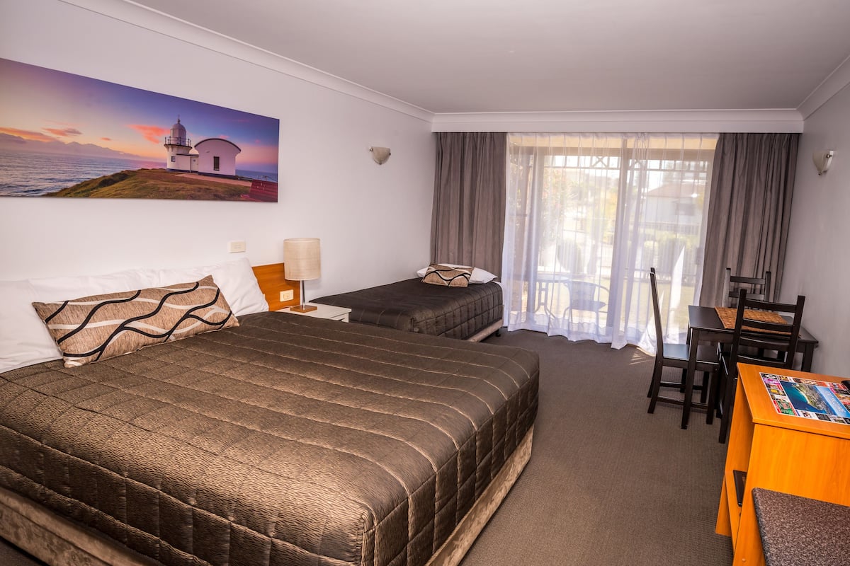 1 Queen + 1 Single Room, Kitchenette | Desk, iron/ironing board, WiFi, bed sheets