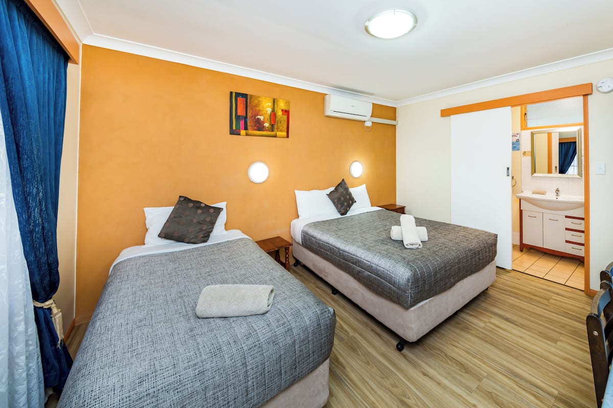 Habitación, para no fumadores (Queen/Single) | Ropa de cama de alta calidad y decoración personalizada