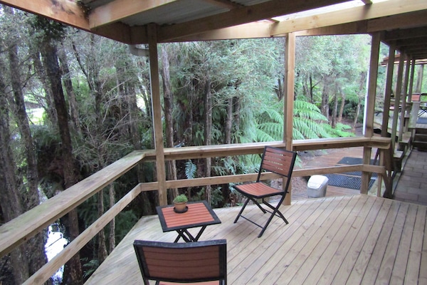 Standard Studio, Kitchen (Studio. Unit 2.) | Terrace/patio