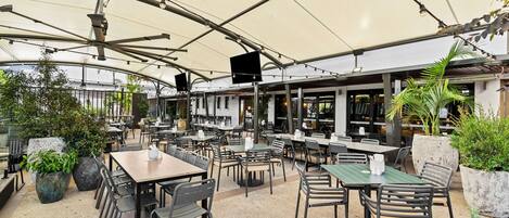 Se sirven almuerzos y cenas