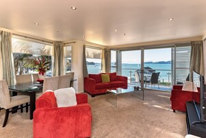 Standard Apartment, 2 Bedrooms (Waterfront) | Living room | Flat-screen TV, DVD player