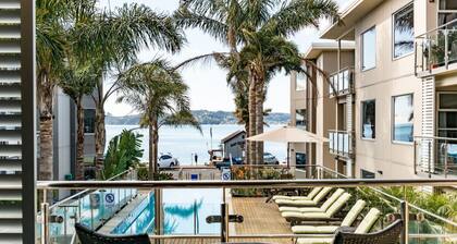 Edgewater Palms Apartments