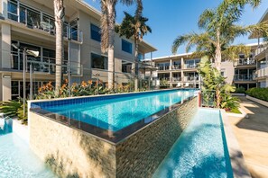 Outdoor pool, pool loungers