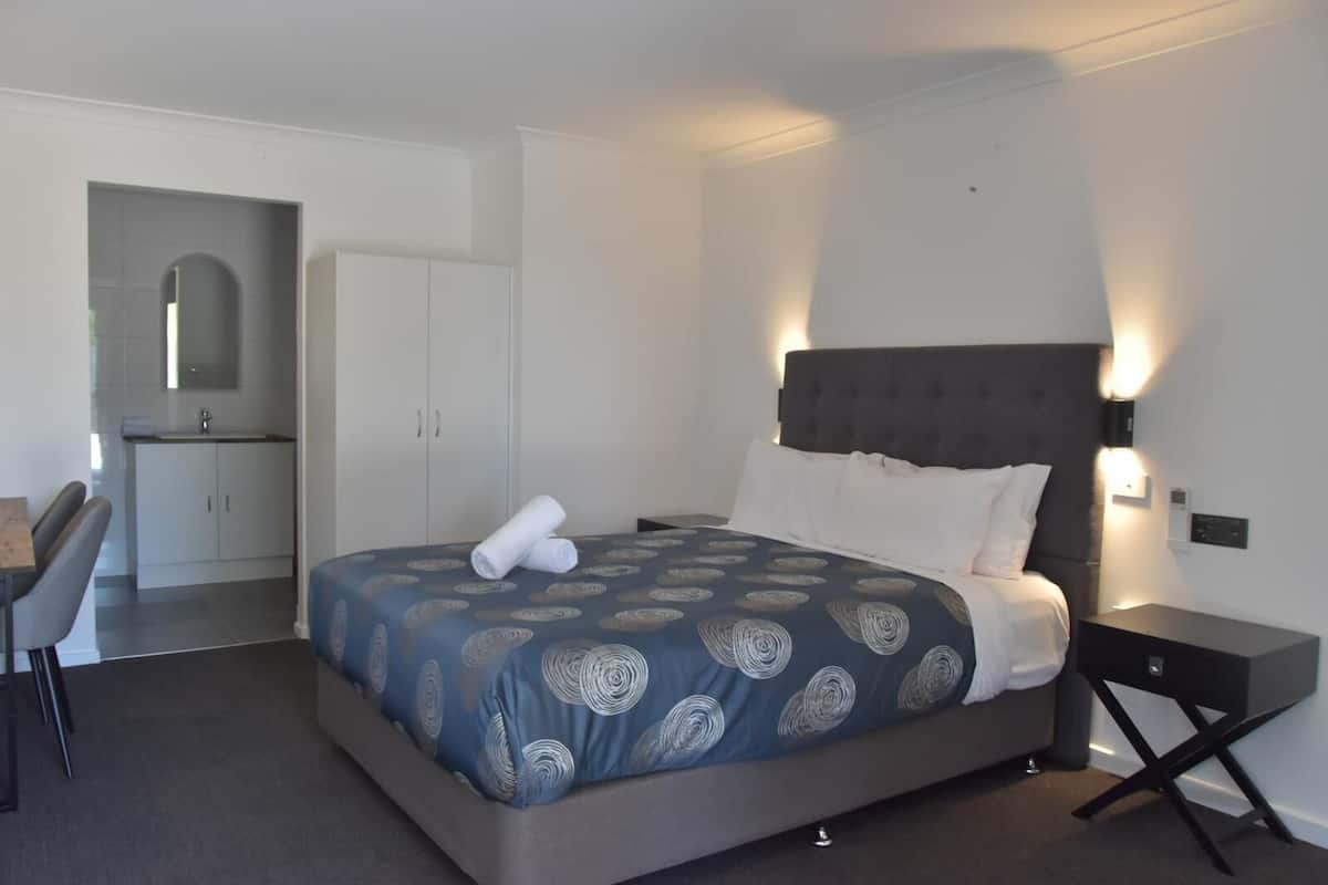 Sistema de insonorización, wifi gratis y ropa de cama