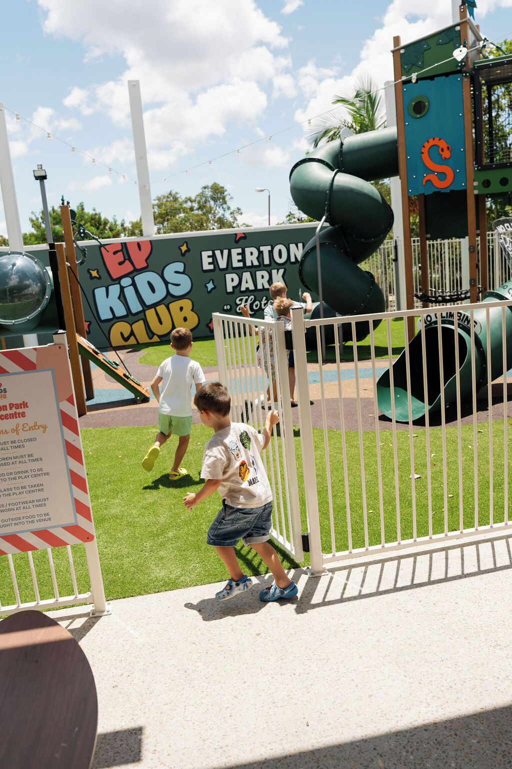 children’s play area – outdoor