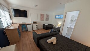 Phòng dành cho gia đình (Large Family Room)