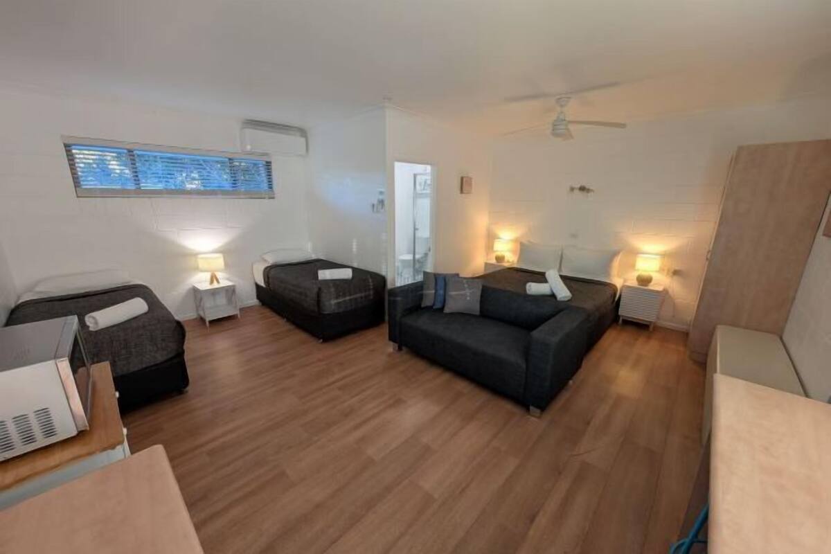 1 chambre, décoration personnalisée, ameublement personnalisé
