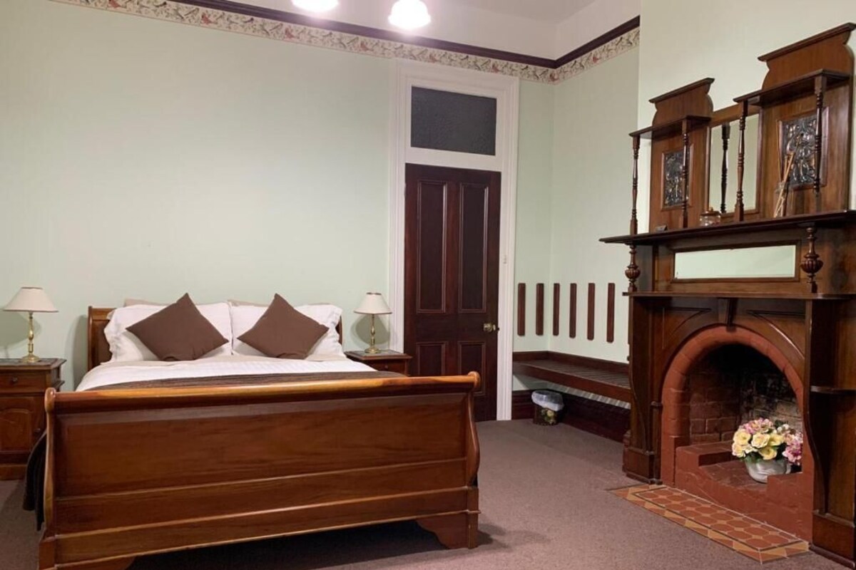 John Pearce Family Room 