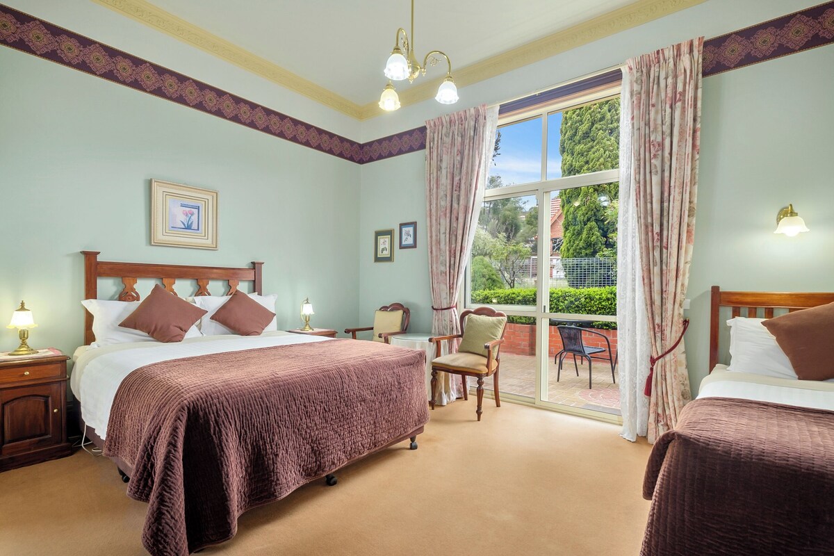 Harold Pearce Easy Access Room