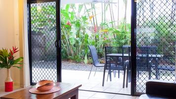 Standard Apartment, 2 Bedrooms, 2 Bathrooms | Terrace/patio