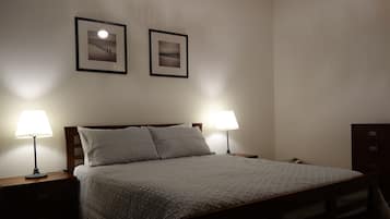 3 bedrooms, individually furnished, blackout drapes, iron/ironing board