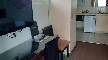 Twin Room | Pillow-top beds, desk, blackout curtains, soundproofing