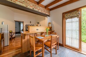 Suite Romantique, 1 chambre, non-fumeur, cuisine | Détail de l’intérieur