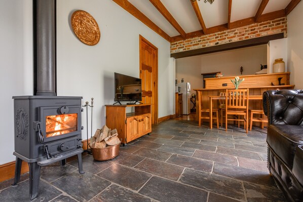 Suite Romantique, 1 chambre, non-fumeur, cuisine | Coin séjour