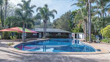 Outdoor pool, pool loungers