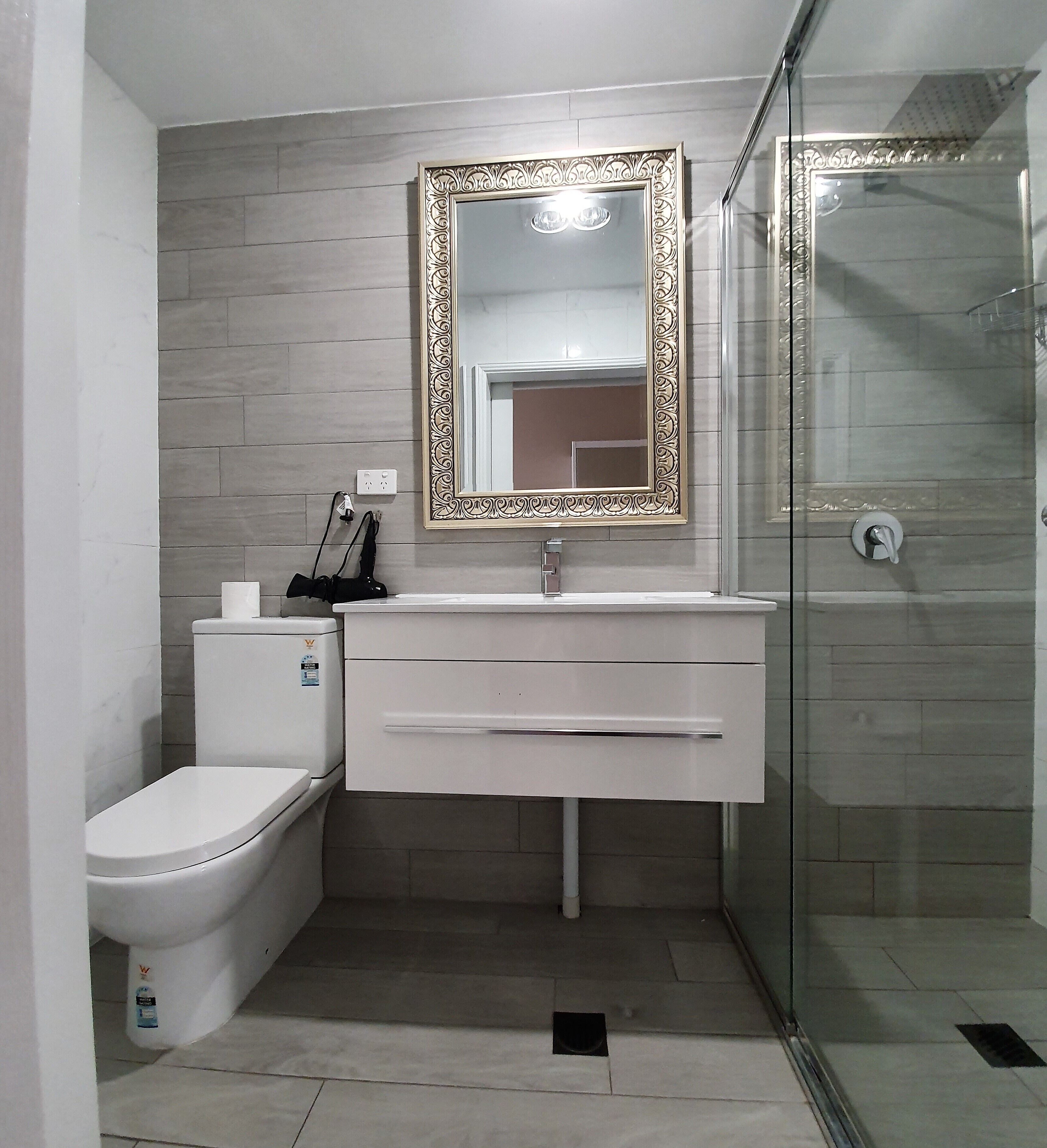 queen room 14 top floor (stair access only) | bathroom | shower, hair dryer, towels