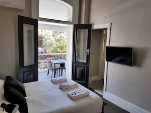 Chambre Double, non-fumeurs (Double Room 9) | Fer et planche Ă repasser, Wi-Fi gratuit, draps fournis