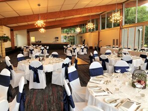 Indoor wedding - Macedon Ranges Hotel & Spa (Macedon)