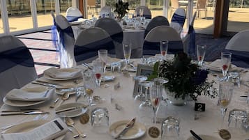 Innenbereich für Hochzeiten