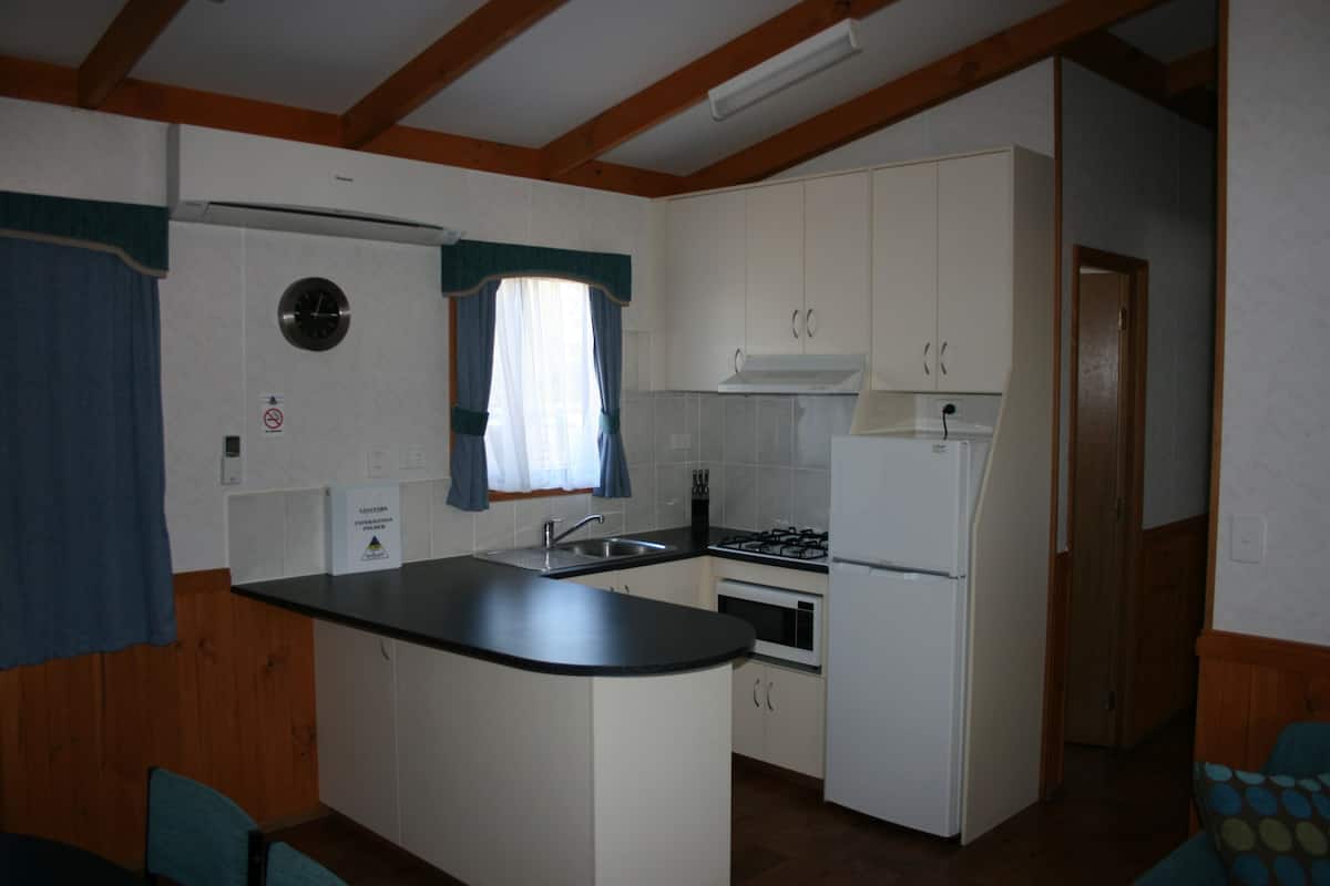 Villa, 2 Bedrooms (Riverside Villa) | Private kitchen | Electric kettle, cookware/dishes/utensils