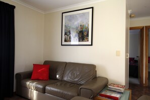 Interior - Cape Jervis Holiday Units (Cape Jervis)