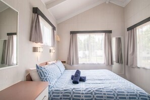 Standard Cabin, 2 Bedrooms, Non Smoking, Kitchen (Ensuite Cabin)