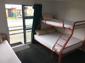 TV Cabin, Shared Bathroom (linen not included) | 2 bedrooms, free WiFi, bed sheets