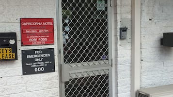 Check-in/check-out kiosk