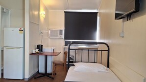 Family Room | Iron/ironing board (on request), bed sheets - Capricornia Motel (Fannie Bay)
