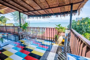 Royal King Suite | In-room safe, individually decorated, individually furnished, desk - Lost Paradise Resort (George Town)