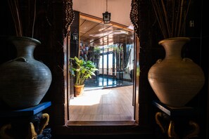 Royal King Suite | In-room safe, individually decorated, individually furnished, desk - Lost Paradise Resort (George Town)