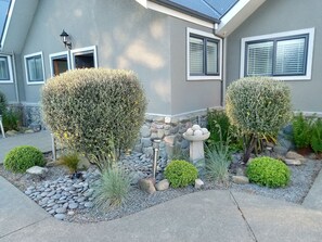 Exterior - Four Peaks Motel (Geraldine)