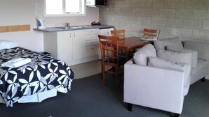 Standard Studio, Accessible | Private kitchenette | Coffee/tea maker, fridge, cookware/dishes/utensils - Abbey Court Motel (Coromandel)