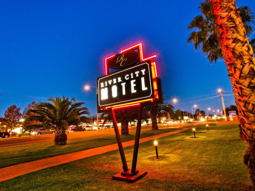 River City Motel photo 2