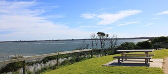 Pelicans Motel San Remo