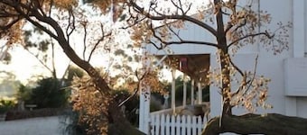 Little River Bed & Breakfast