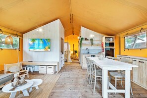 Wi-Fi gratuit, draps fournis