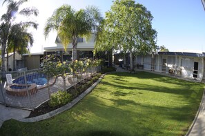 Garden - Warrina Motor Inn Wodonga CBD (Wodonga)