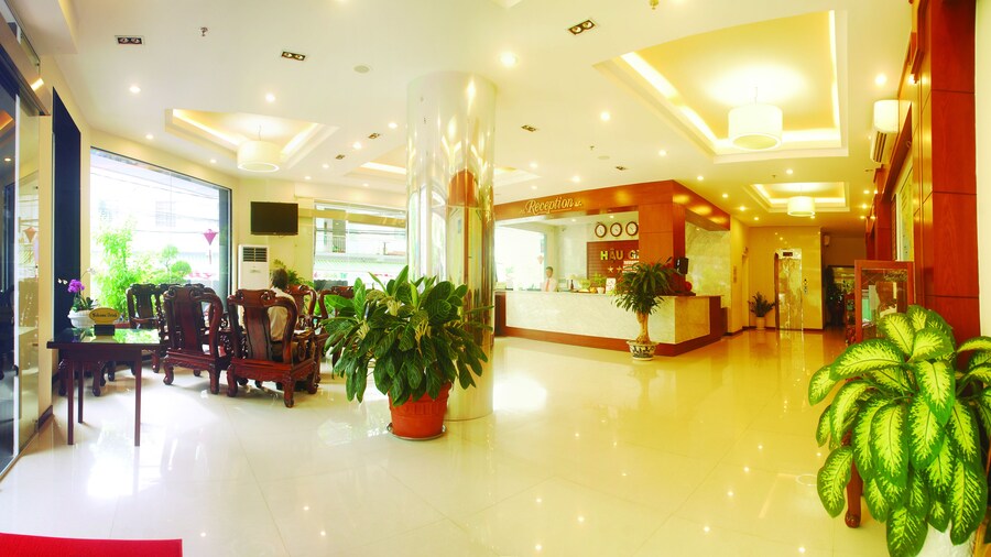 Hau Giang Hotel