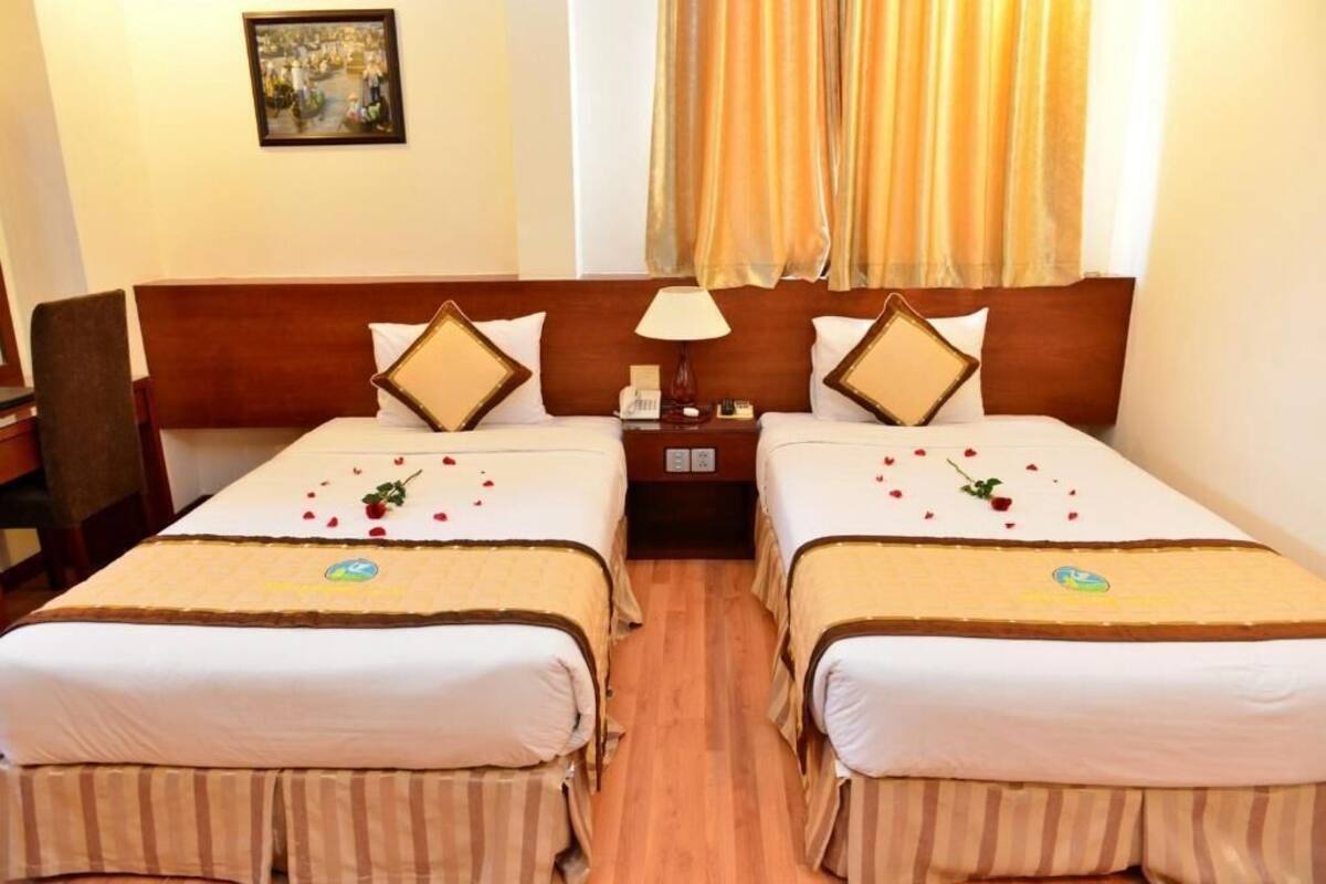 minibar, in-room safe, desk, blackout curtains