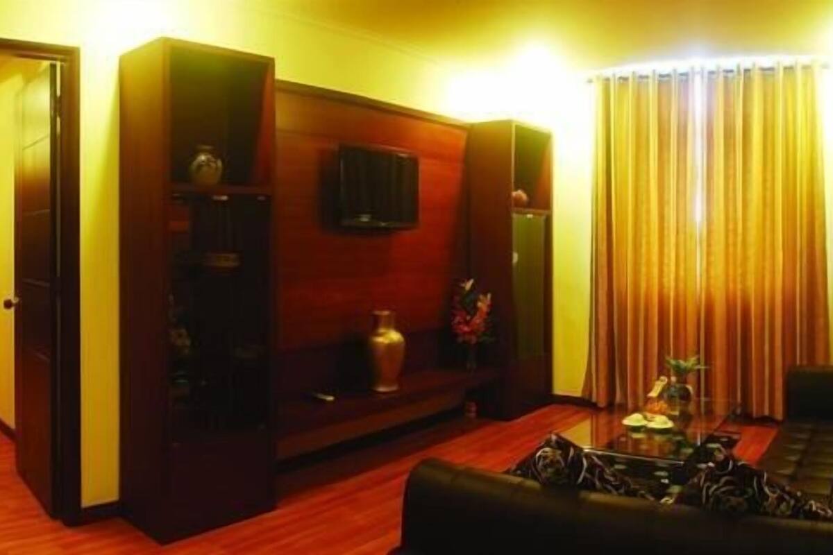 senior double room, 1 king bed | room amenity